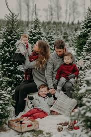 christmas family photos near me